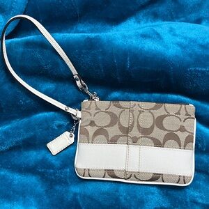 Coach Signature C Jacquard Fabric Wristlet Tan & Cream